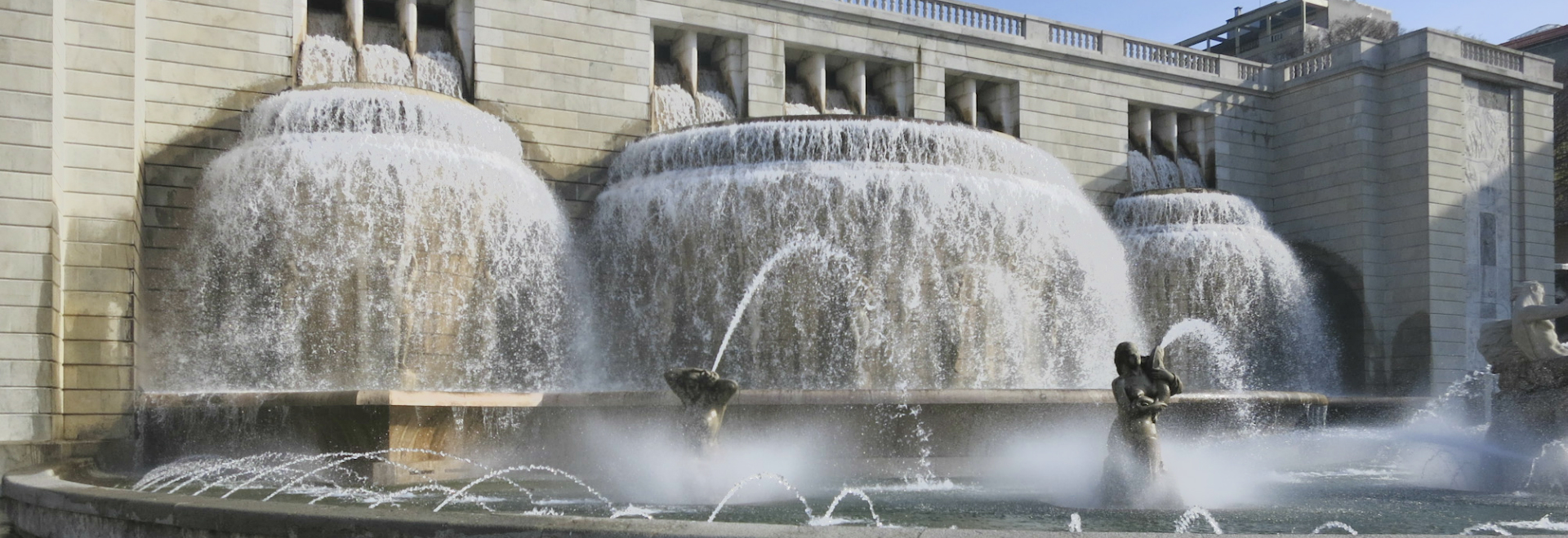 Fonte Monumental da Alameda  assista ao espetÃ¡culo de luz